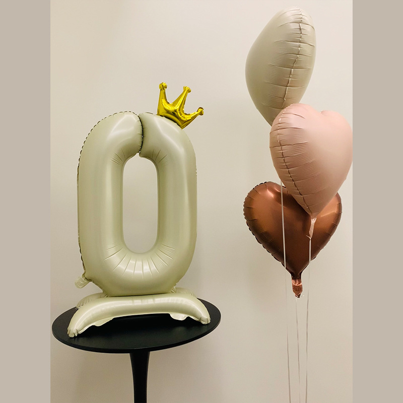40 inch Crown Base Milk White  - Photography Of The Year 2025 recension och pris