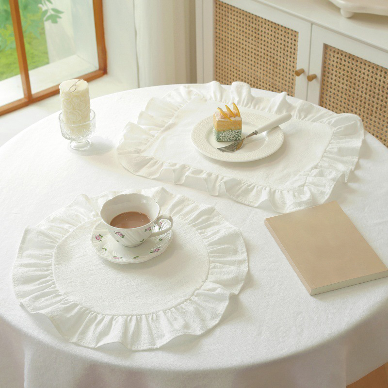 Minimalist Stripe Ruffle Place - Photography Food recension och pris